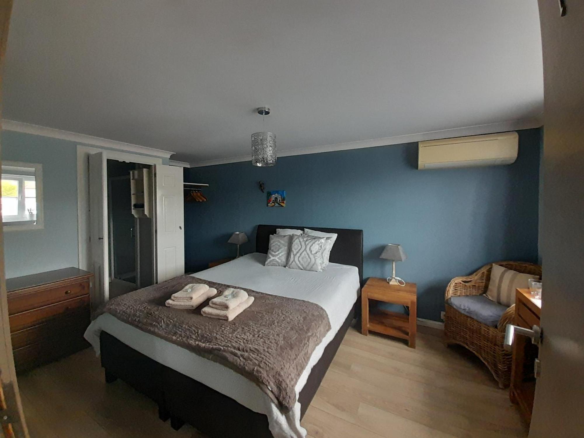 イープル Juliette'S Bed & Breakfast エクステリア 写真